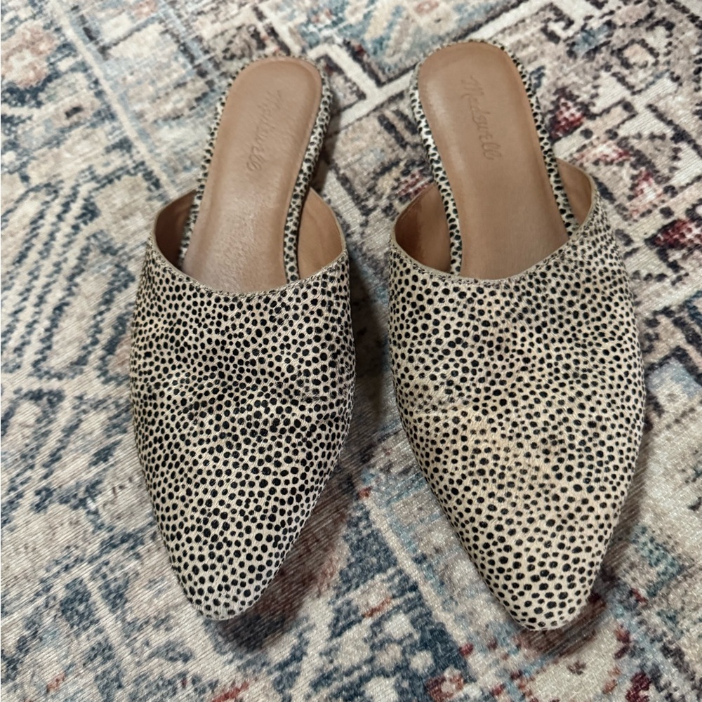 Madewell Spotted Calf Hair Flats in Black and Cream